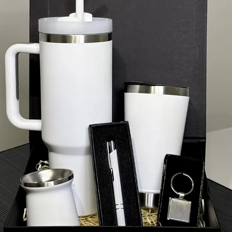 Kit de regalos empresariales blanco personalizado en Paraguay