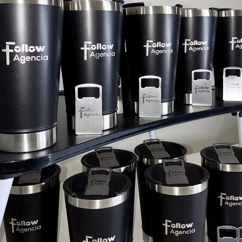 Vasos térmicos personalizados con logo de empresa grabado láser