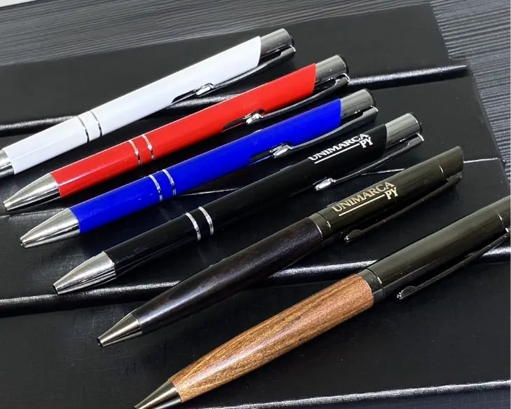 Bolígrafos personalizados con grabado láser del logo de empresa